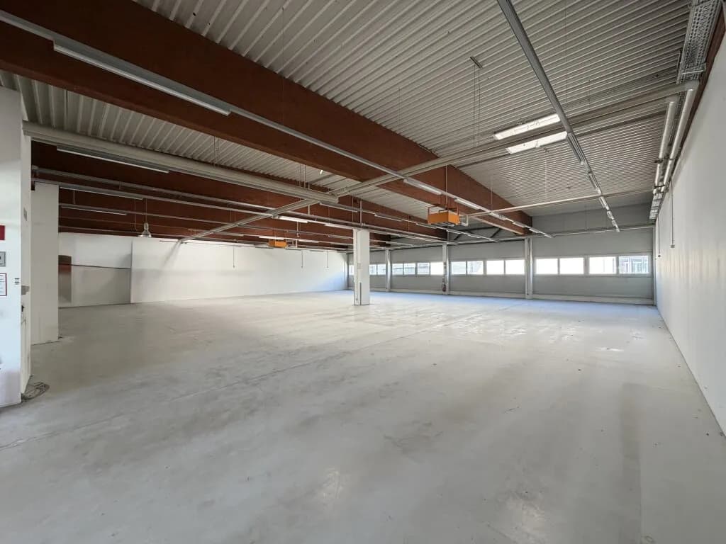Gewerbeimmobilie kaufen in Wiener Neustadt – 3 140 m² – Bild 5 von 11