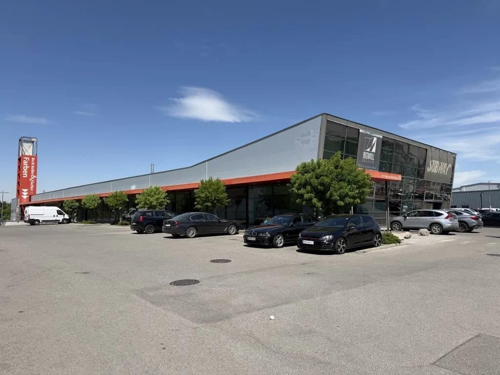 Gewerbeimmobilie kaufen in Wiener Neustadt – 3 140 m² – Bild 7 von 11