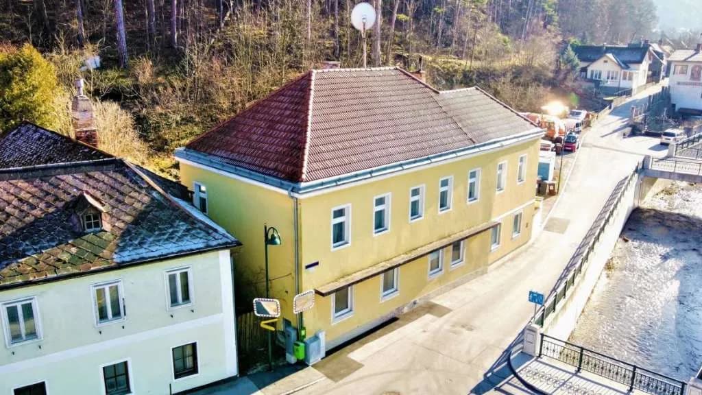 Gewerbeimmobilie kaufen in Baden – 337 m², € 449.000 – Bild 2 von 5