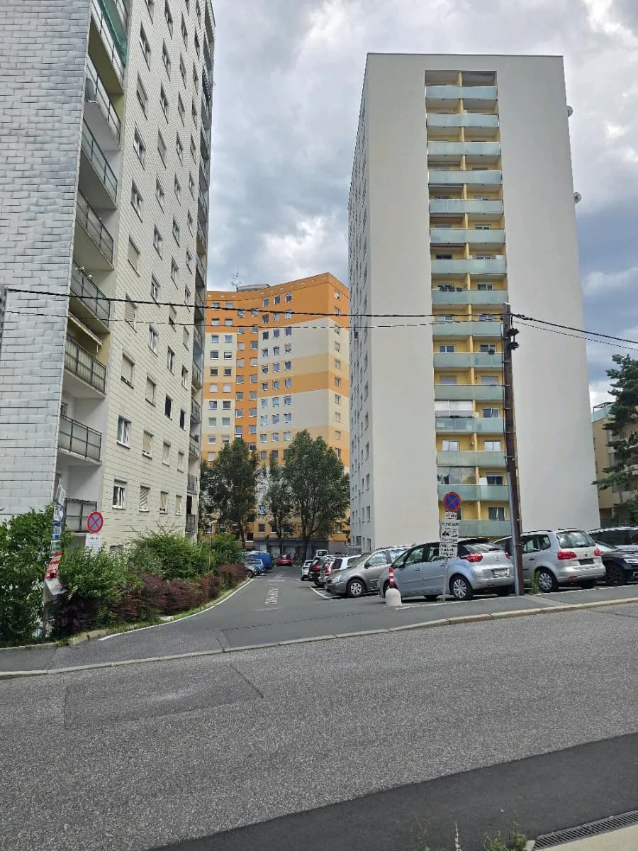 3-Zimmer-Wohnung kaufen in Graz – 90 m², € 210.000