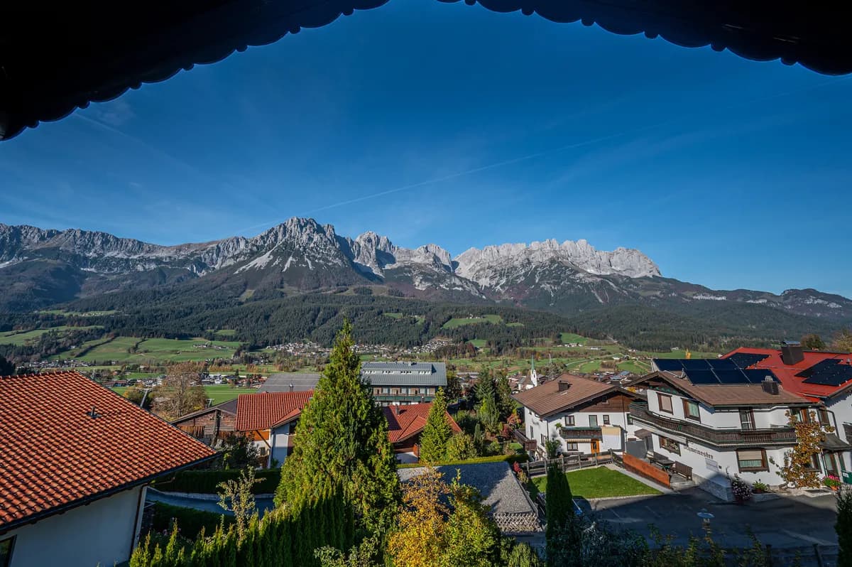 8-Zimmer-Gewerbeimmobilie kaufen in Kufstein – 247 m², € 1.990.000 – Bild 2 von 3