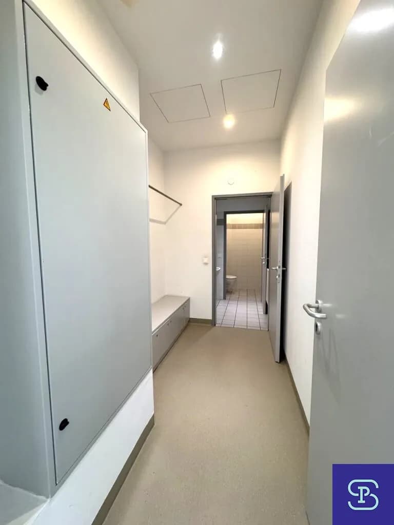 5-Zimmer-Gewerbeimmobilie mieten in Wien – 162 m², € 3.041 – Bild 15 von 18