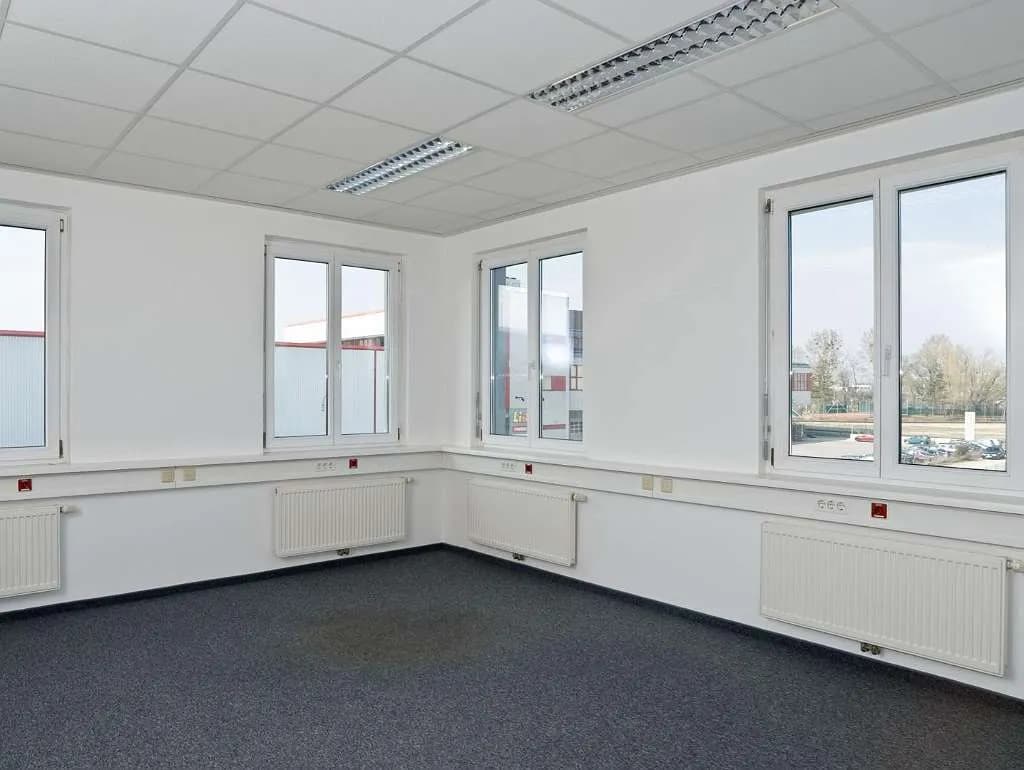 4-Zimmer-Gewerbeimmobilie mieten in Mödling – 142 m², € 1.709 – Bild 3 von 9