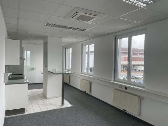 4-Zimmer-Gewerbeimmobilie mieten in Mödling – 142 m², € 1.709 – Bild 5 von 9