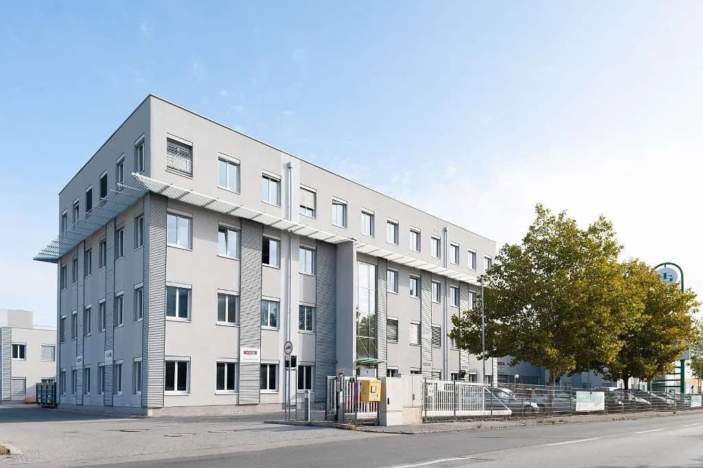 4-Zimmer-Gewerbeimmobilie mieten in Mödling – 142 m², € 1.709 – Bild 7 von 9