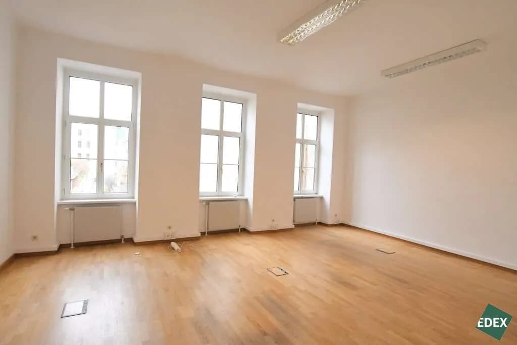 Gewerbeimmobilie mieten in Wien – 101 m², € 14