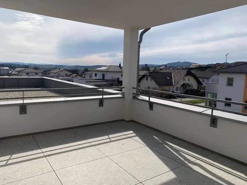 Gewerbeimmobilie mieten in Vöcklabruck – 43 m², € 581
