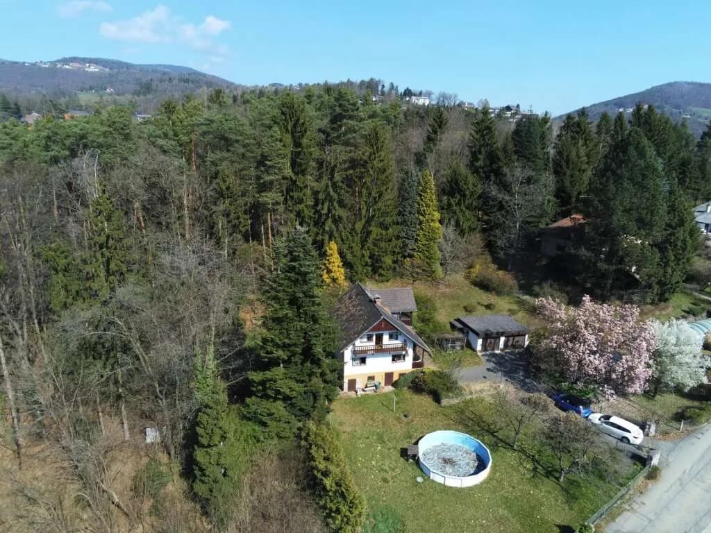 Grundstück kaufen in Graz – 2 232 m², € 650.000