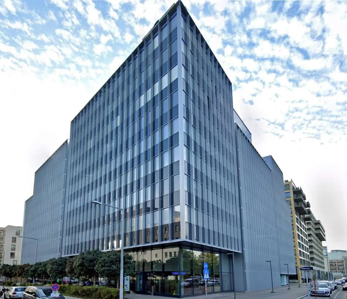 Gewerbeimmobilie mieten in Wien – 1 624 m², € 17 – Bild 1 von 2