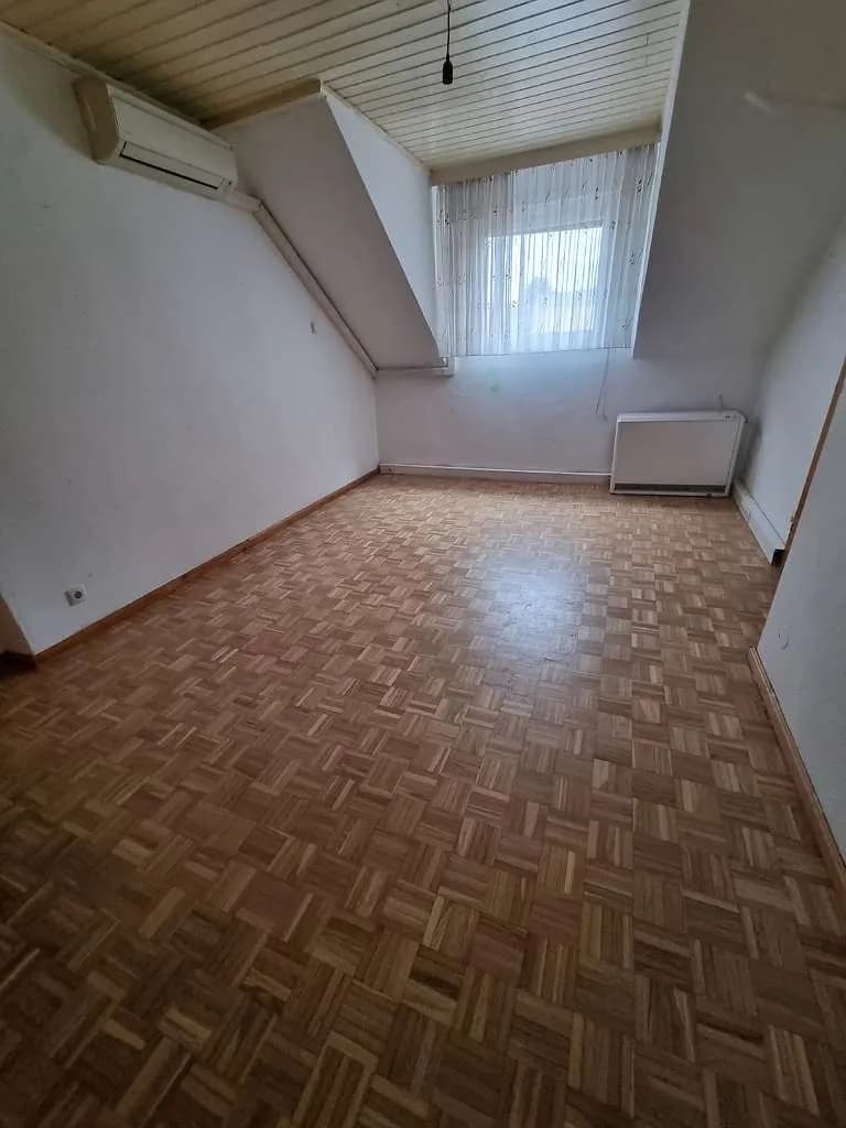 4-Zimmer-Wohnung mieten in Graz – 115 m², € 900 – Bild 8 von 9