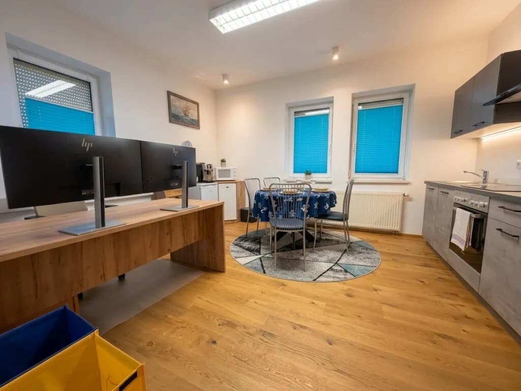 2-Zimmer-Gewerbeimmobilie mieten in Gmunden – 60 m², € 645 – Bild 4 von 6