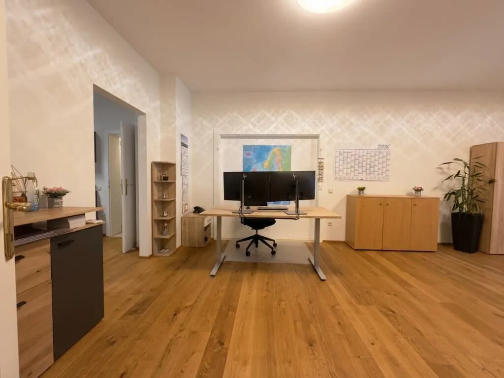 2-Zimmer-Gewerbeimmobilie mieten in Gmunden – 60 m², € 645 – Bild 6 von 6