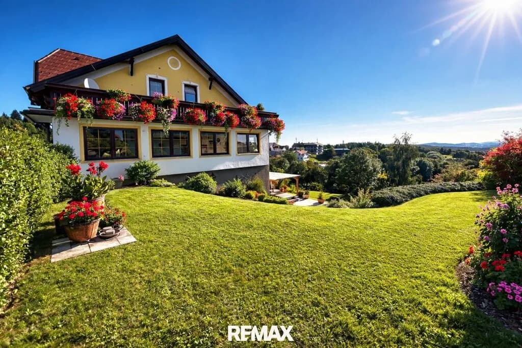 7-Zimmer-Haus kaufen in Neunkirchen – 219 m², € 199.000 – Bild 1 von 19