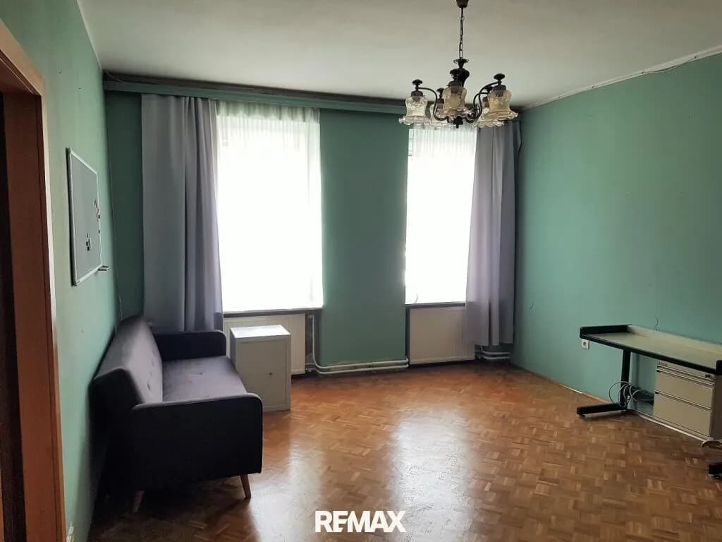 7-Zimmer-Haus kaufen in Neunkirchen – 219 m², € 199.000 – Bild 6 von 19