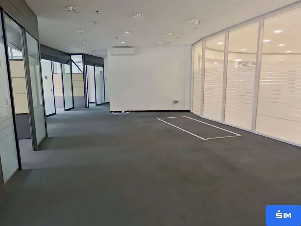 8-Zimmer-Gewerbeimmobilie mieten in Graz – 230 m², € 2.611