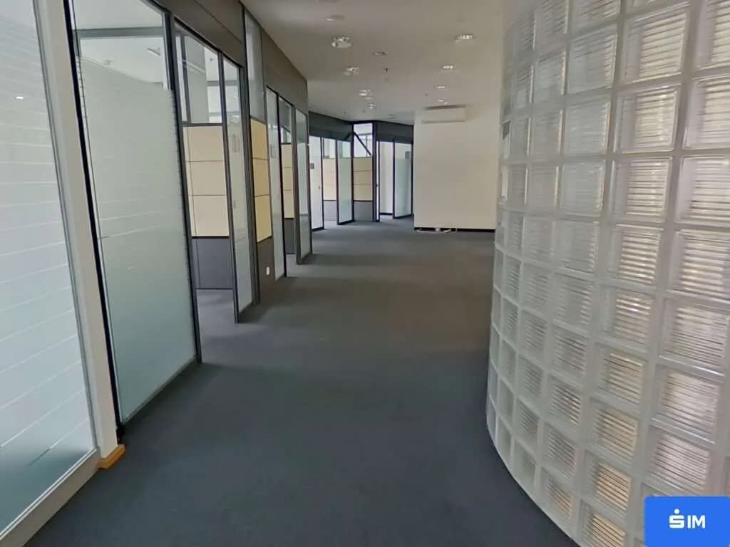 8-Zimmer-Gewerbeimmobilie mieten in Graz – 230 m², € 2.611 – Bild 3 von 6