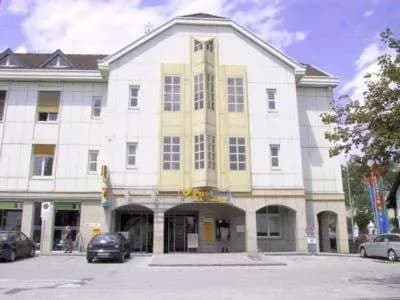 Gewerbeimmobilie mieten in Hartberg-Fürstenfeld – 219 m², € 1.336 – Bild 3 von 3