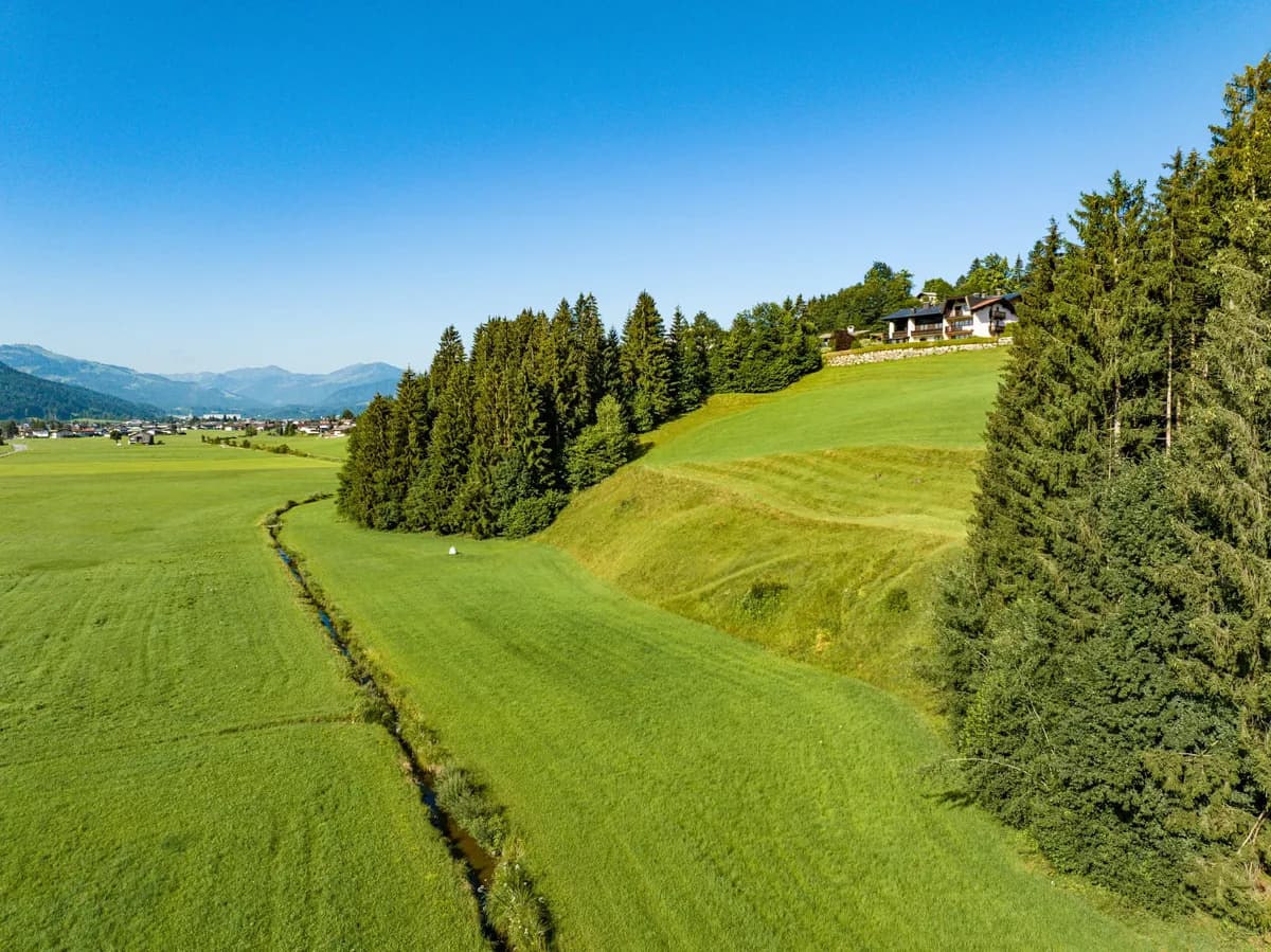 Gewerbeimmobilie kaufen in Kitzbühel – 660 m², € 2.990.000 – Bild 2 von 7