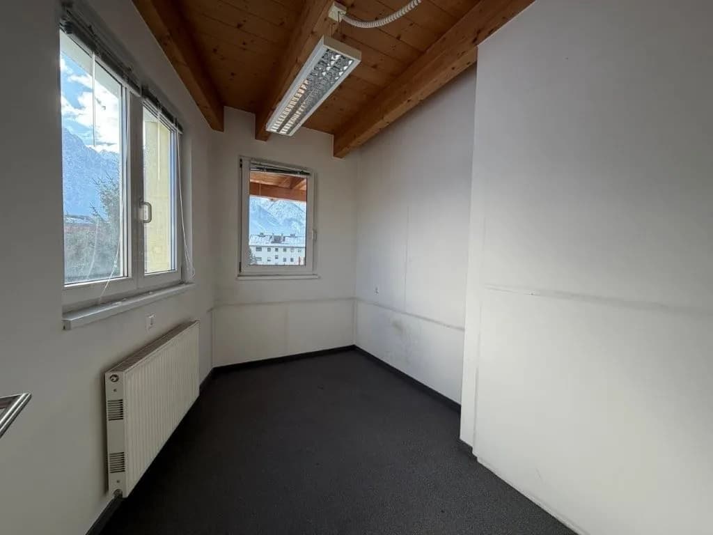 6-Zimmer-Gewerbeimmobilie mieten in Lienz – € 2.322 – Bild 4 von 7