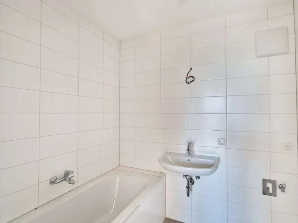 3-Zimmer-Wohnung kaufen in Vöcklabruck – 62,84 m², € 295.472 – Bild 8 von 15