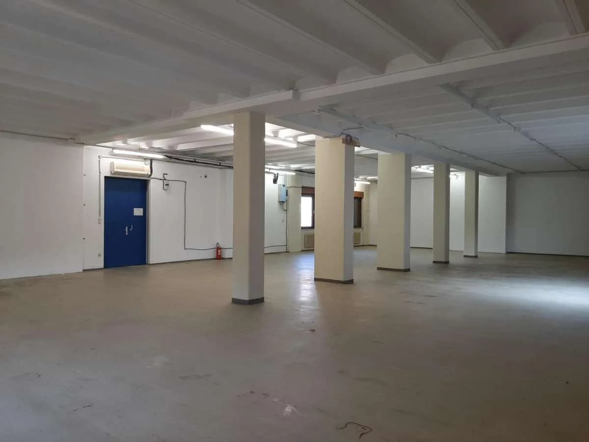 5-Zimmer-Gewerbeimmobilie mieten in Wien – 337 m², € 2.482 – Bild 6 von 6