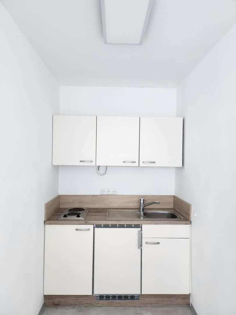 2-Zimmer-Gewerbeimmobilie mieten in Amstetten – 73 m², € 673 – Bild 3 von 5