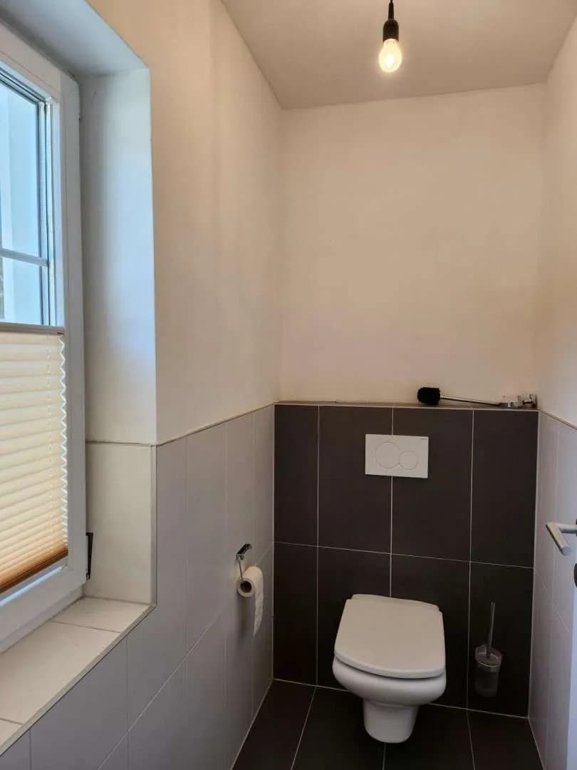 2-Zimmer-Gewerbeimmobilie mieten in Amstetten – 73 m², € 673 – Bild 5 von 5