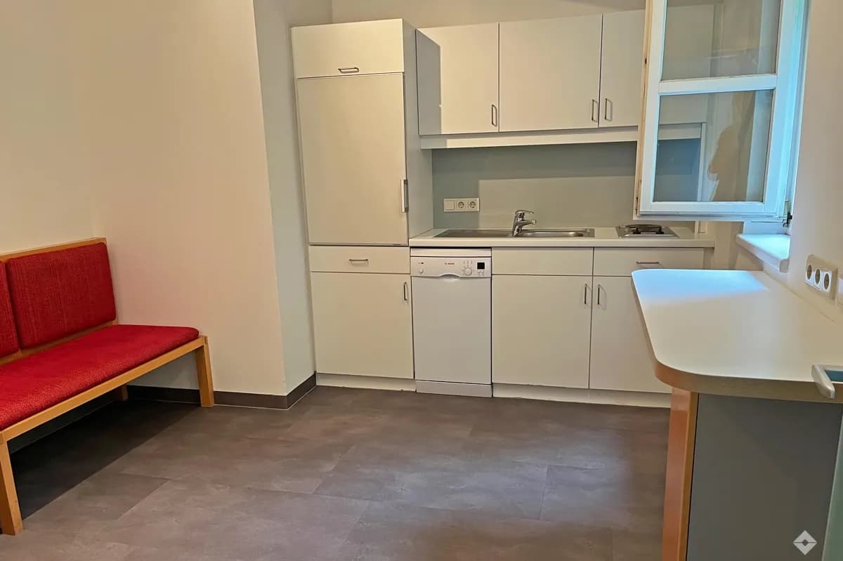 Gewerbeimmobilie kaufen in Salzburg Stadt – 249 m², € 980.000 – Bild 7 von 8