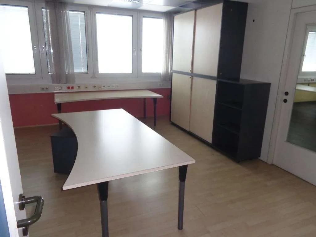 15-Zimmer-Gewerbeimmobilie mieten in Linz Land – 780 m² – Bild 11 von 24