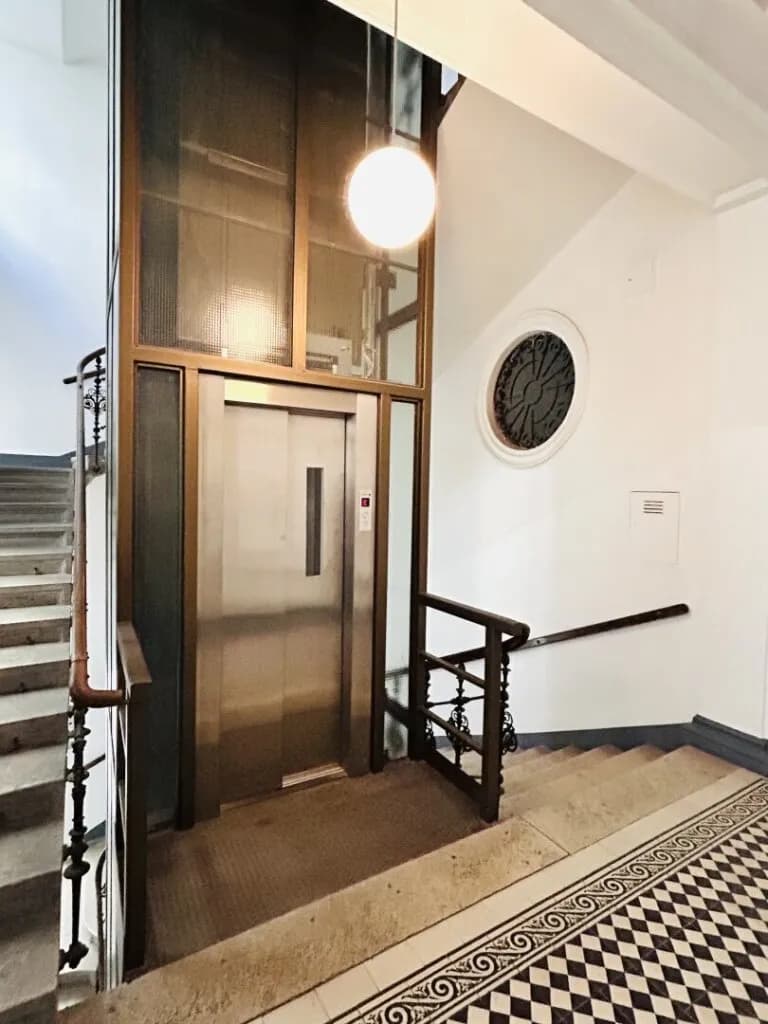 13-Zimmer-Gewerbeimmobilie mieten in Wien – 496 m², € 7.730 – Bild 5 von 6