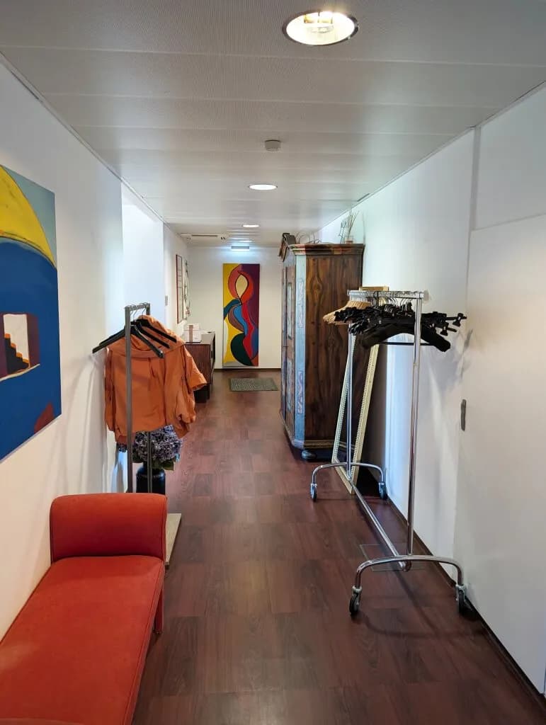 6-Zimmer-Gewerbeimmobilie mieten in Salzburg Stadt – 133 m², € 2.341 – Bild 3 von 5