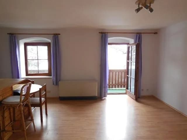 1-Zimmer-Wohnung mieten in Vöcklabruck – 38 m², € 494 – Bild 2 von 7