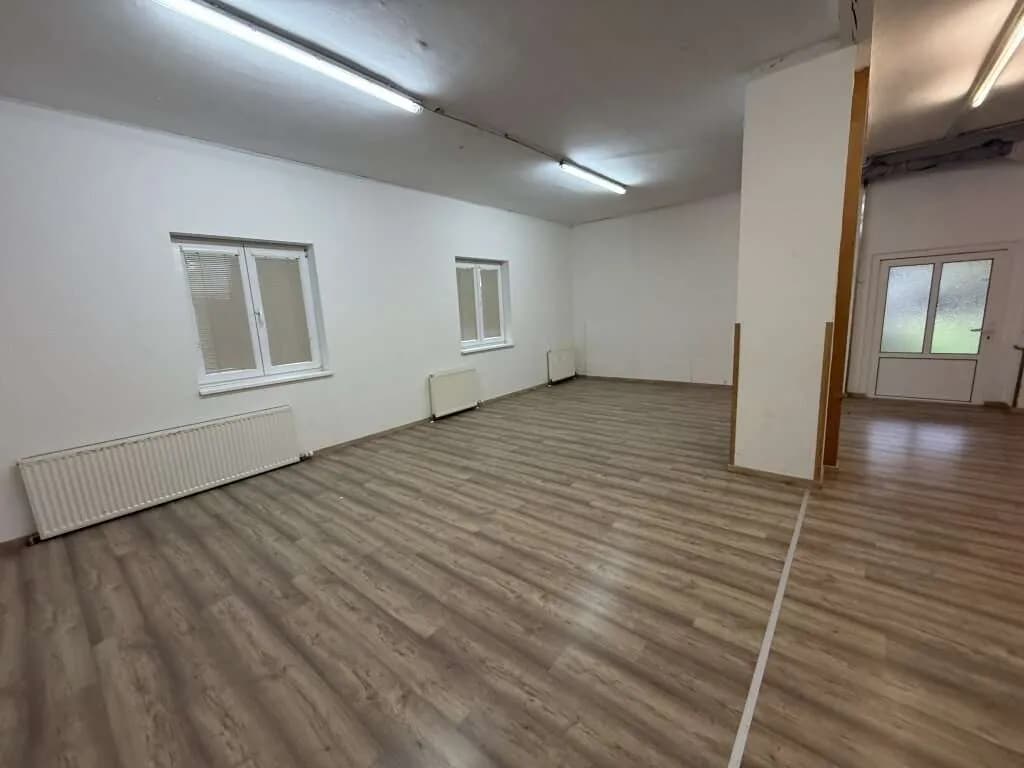 5-Zimmer-Gewerbeimmobilie mieten in Gmünd – 186 m², € 650 – Bild 2 von 11