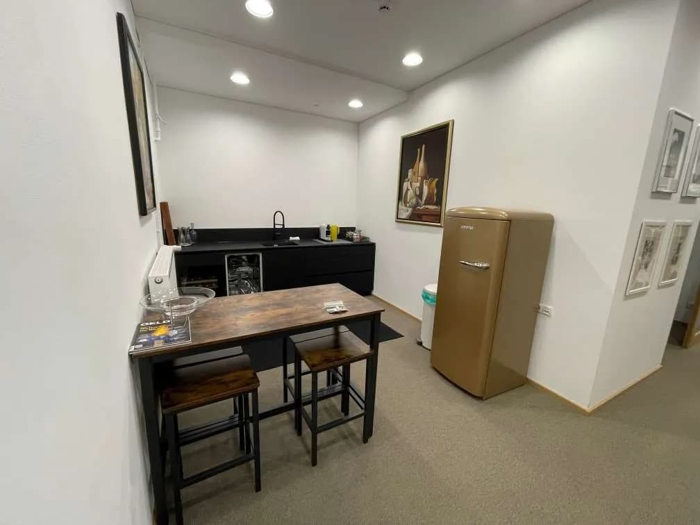 1-Zimmer-Gewerbeimmobilie mieten in Bregenz – 22 m², € 720 – Bild 4 von 7