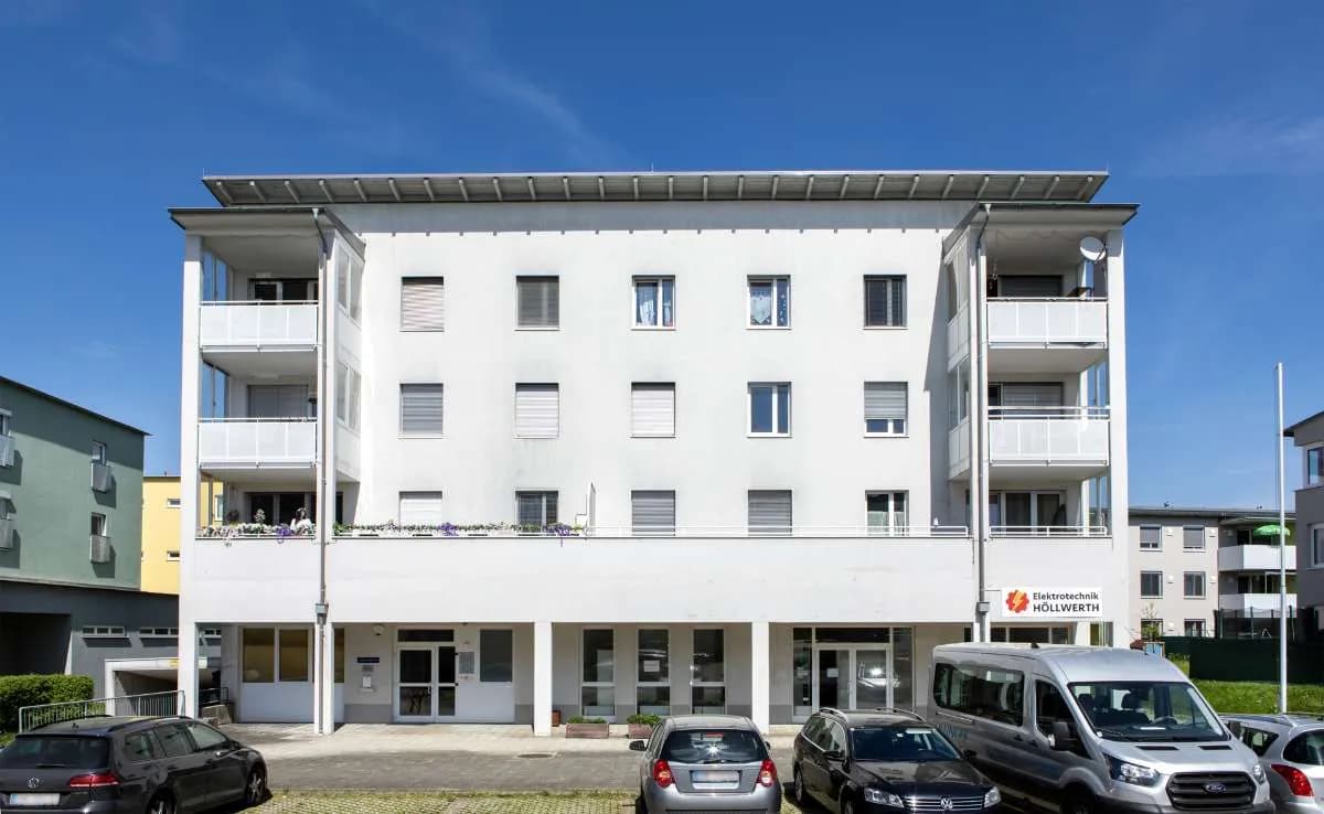 3-Zimmer-Wohnung mieten in Gmunden – 80,67 m², € 932