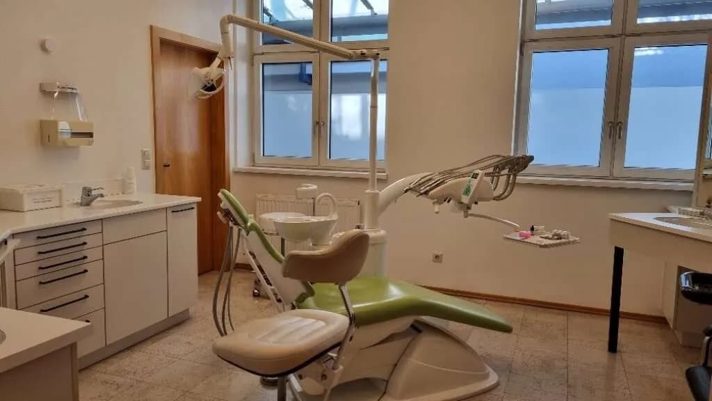 9-Zimmer-Gewerbeimmobilie mieten in Sankt Veit an der Glan – 150 m², € 2.442 – Bild 4 von 22