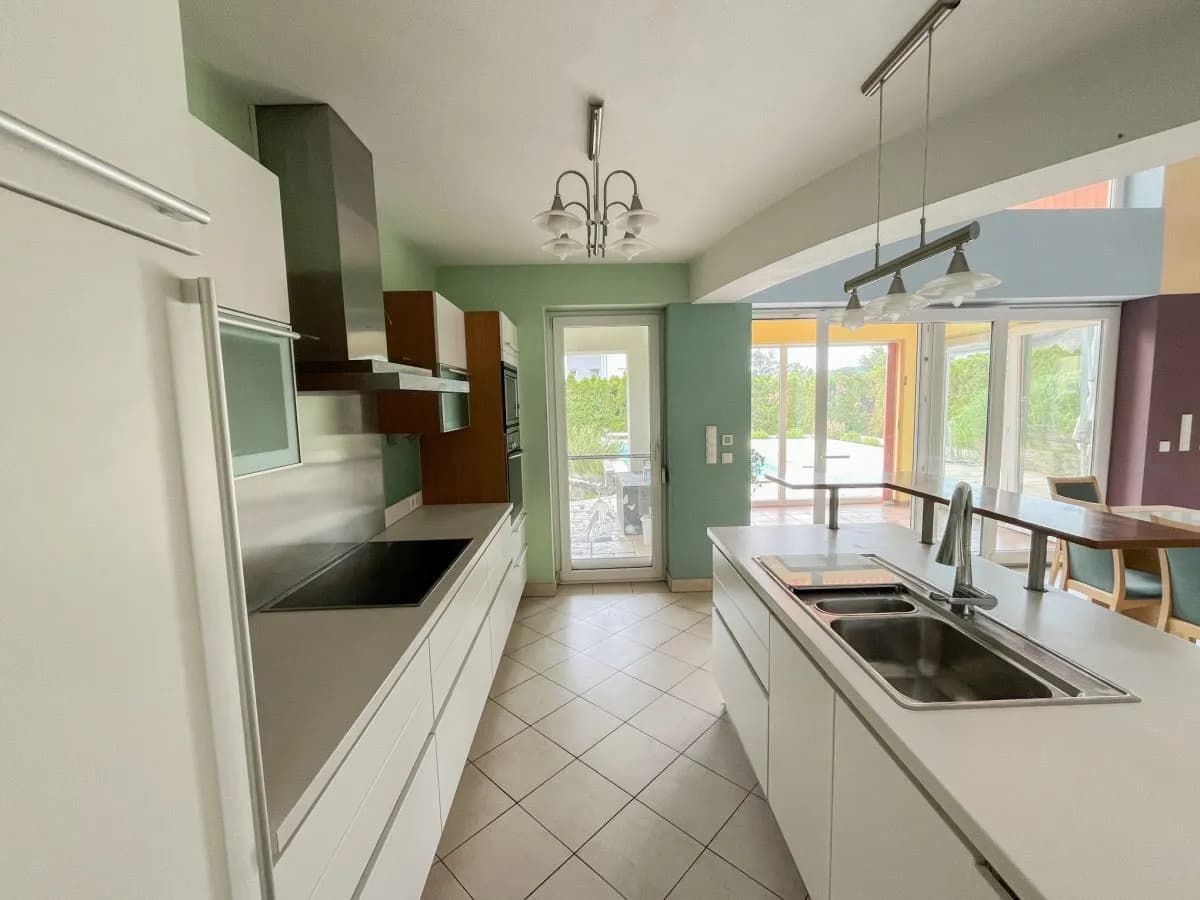 4-Zimmer-Haus kaufen in Wiener Neustadt Land – 221 m², € 595.000 – Bild 2 von 27