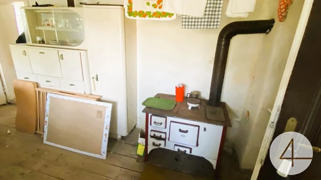 7-Zimmer-Haus kaufen in Gmünd – 2 098 m², € 89.000 – Bild 18 von 18