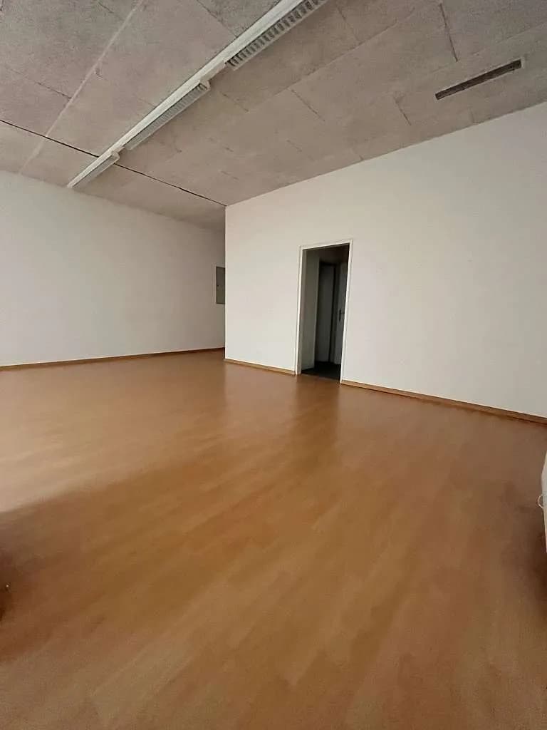 Immobilie mieten in Hartberg-Fürstenfeld – 212 m², € 6 – Bild 5 von 7