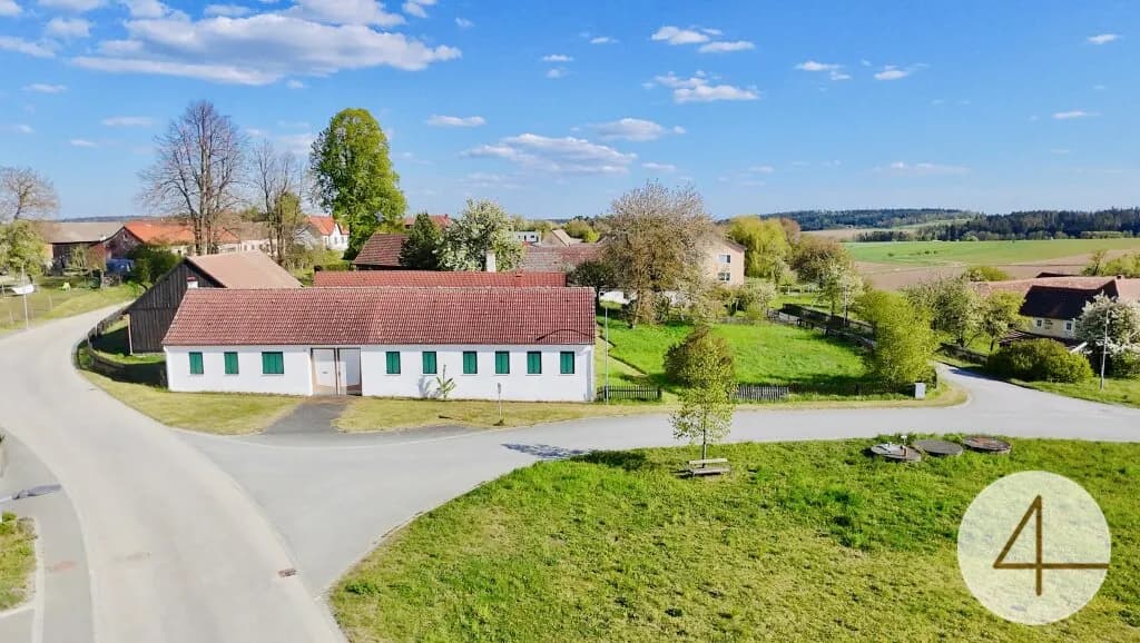 6-Zimmer-Haus kaufen in Horn – 230 m², € 240.000 – Bild 3 von 11