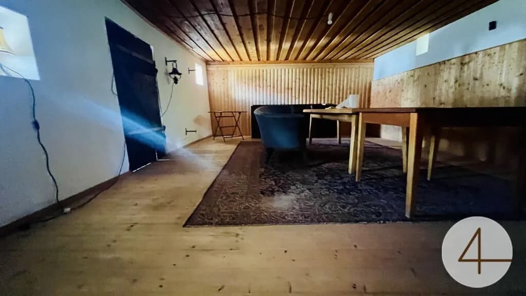 6-Zimmer-Haus kaufen in Horn – 230 m², € 240.000 – Bild 10 von 11