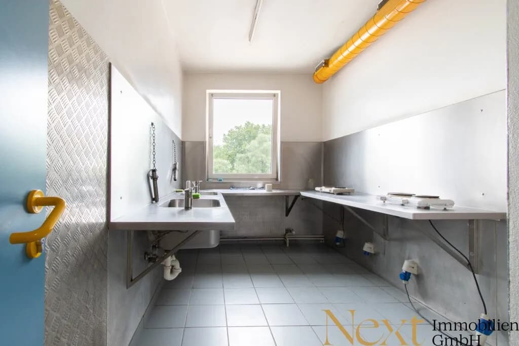 Gewerbeimmobilie kaufen in Linz – 3 000 m², € 4.200.000 – Bild 14 von 34