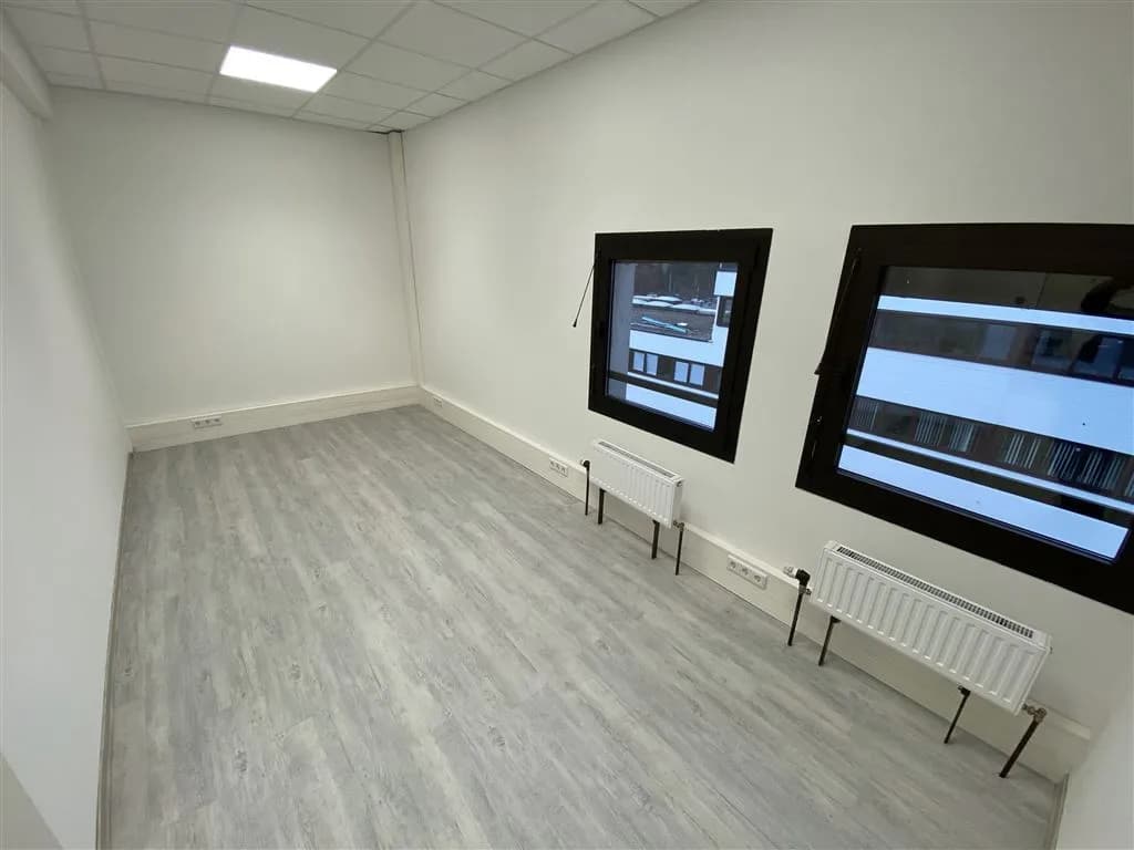 Gewerbeimmobilie mieten in Salzburg Stadt – 54 m², € 843 – Bild 4 von 33
