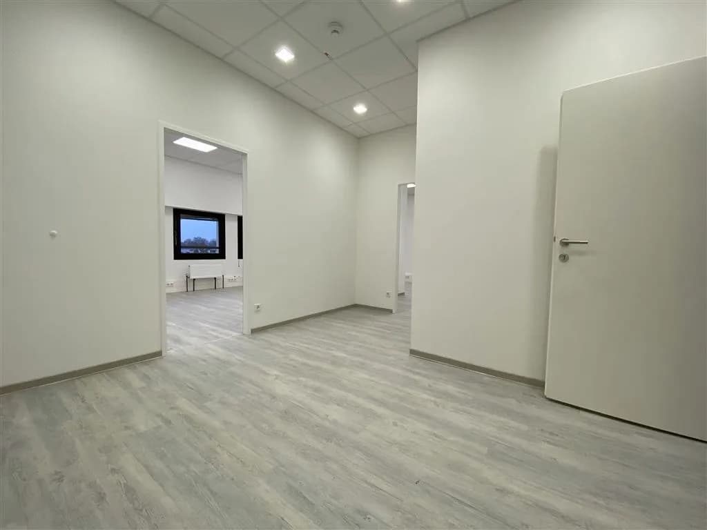 Gewerbeimmobilie mieten in Salzburg Stadt – 54 m², € 843 – Bild 6 von 33