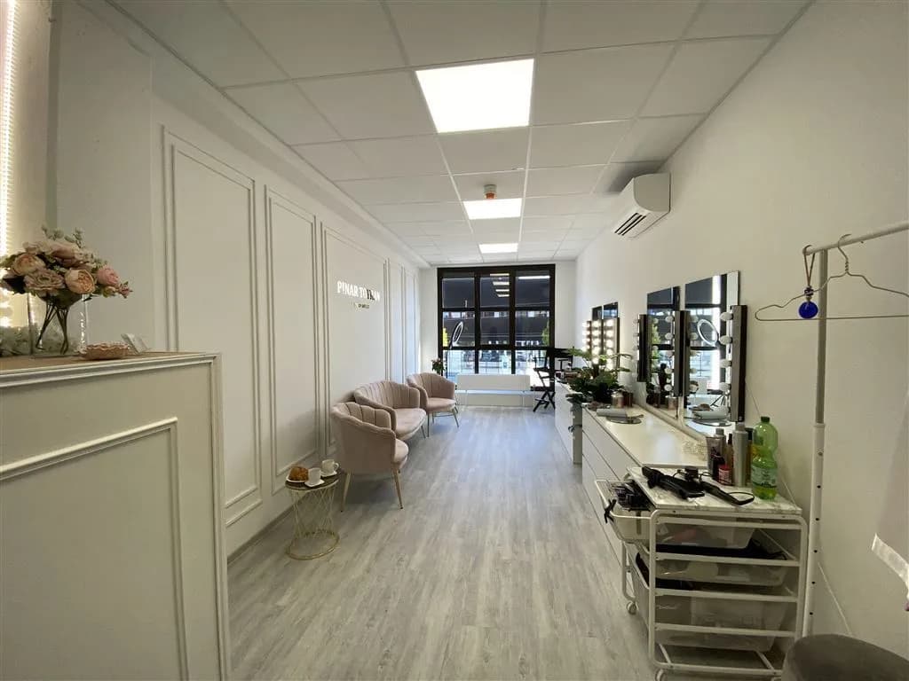 Gewerbeimmobilie mieten in Salzburg Stadt – 54 m², € 843 – Bild 24 von 33