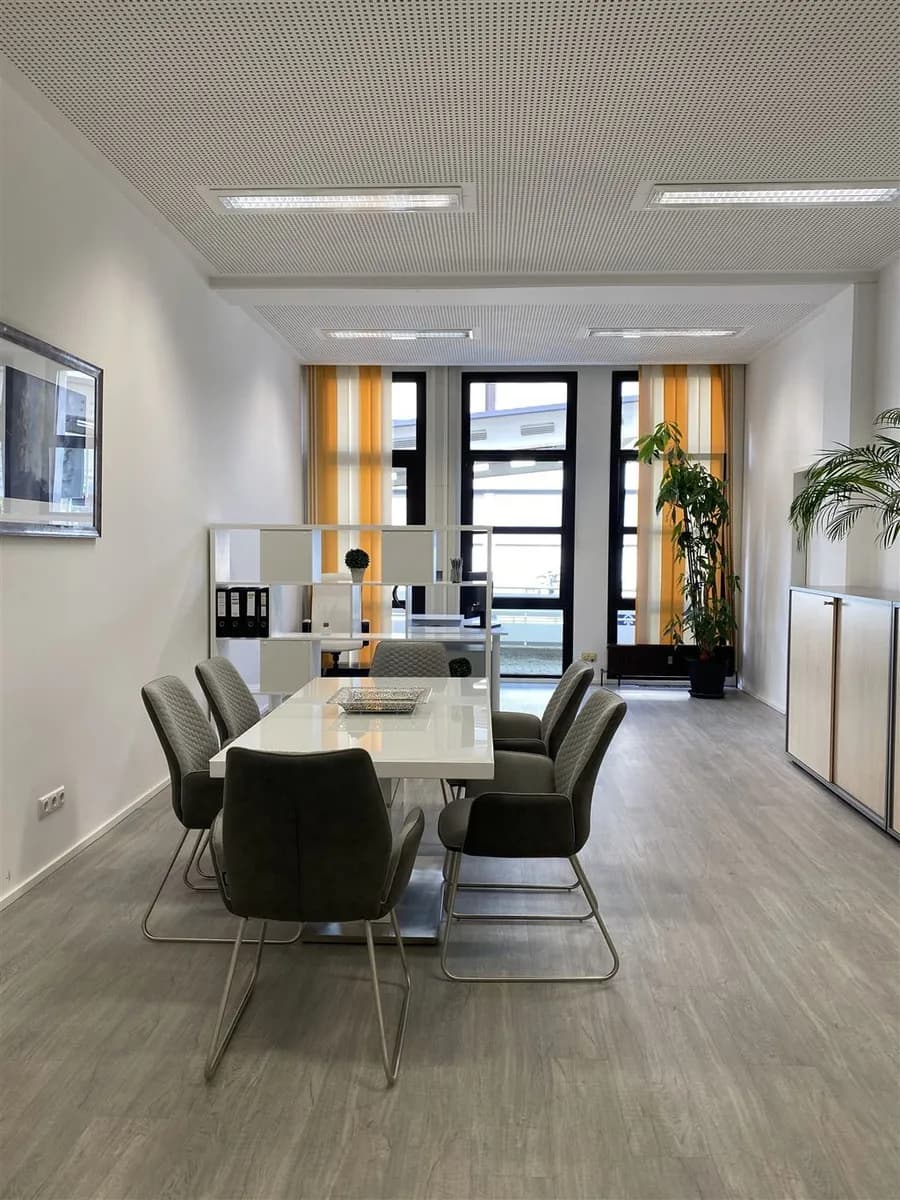Gewerbeimmobilie mieten in Salzburg Stadt – 54 m², € 843 – Bild 26 von 33