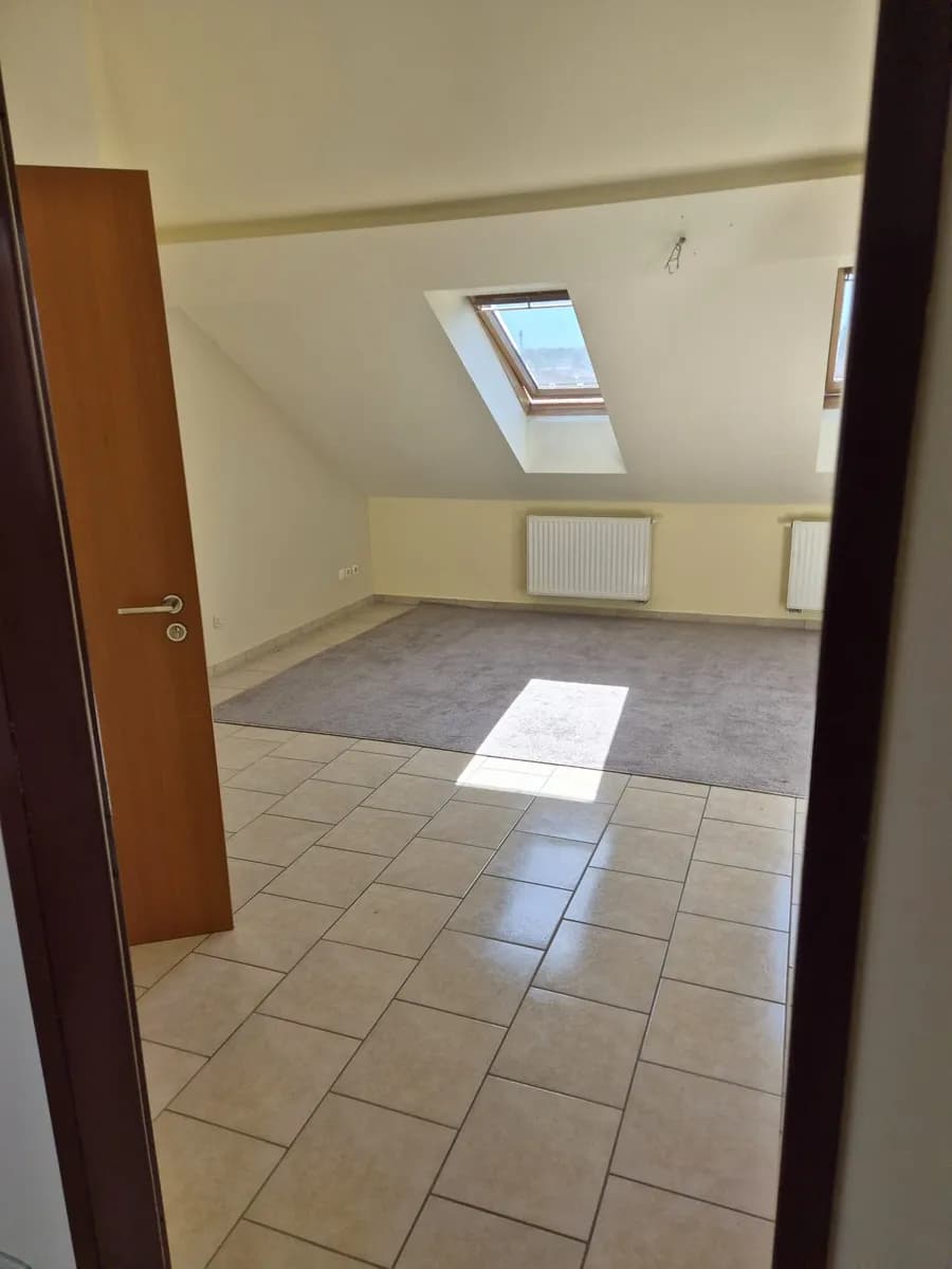 2-Zimmer-Wohnung mieten in Oberpullendorf – 45 m², € 429 – Bild 2 von 5