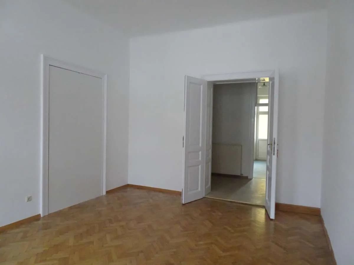 4-Zimmer-Wohnung mieten in Leoben – 136,94 m², € 1.357 – Bild 3 von 7