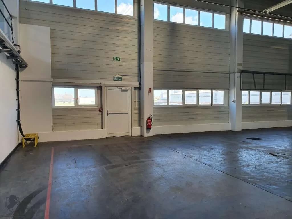 Gewerbeimmobilie mieten in Eisenstadt - Umgebung – 700 m², € 6 – Bild 2 von 6