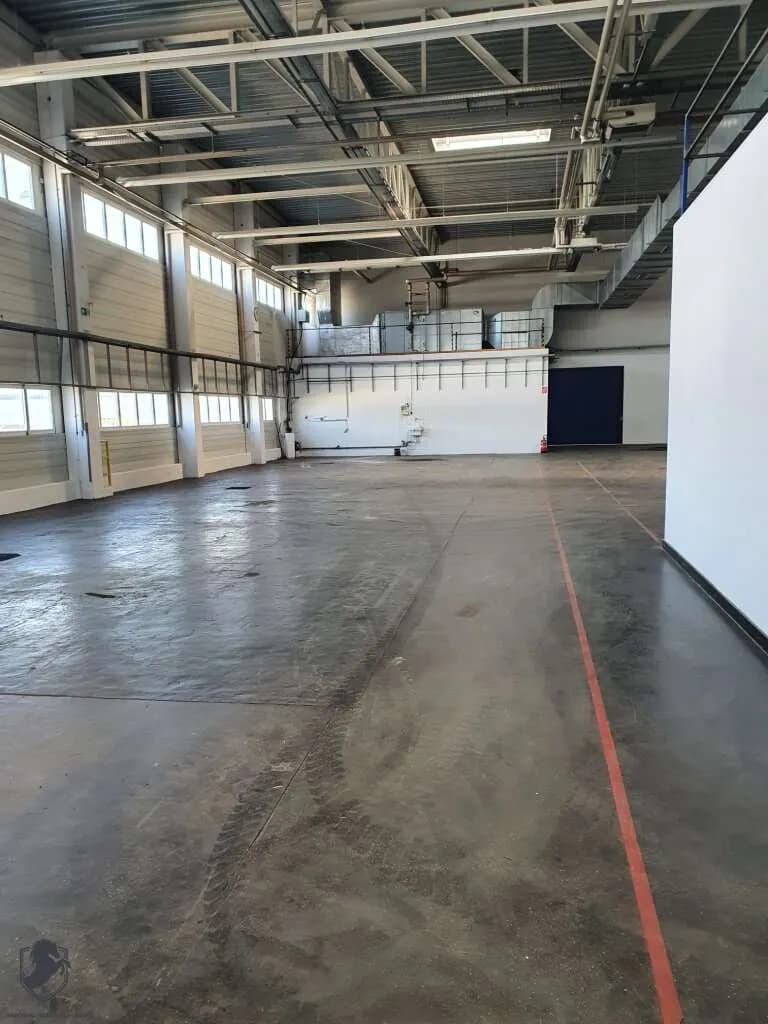 Gewerbeimmobilie mieten in Eisenstadt - Umgebung – 700 m², € 6 – Bild 3 von 6